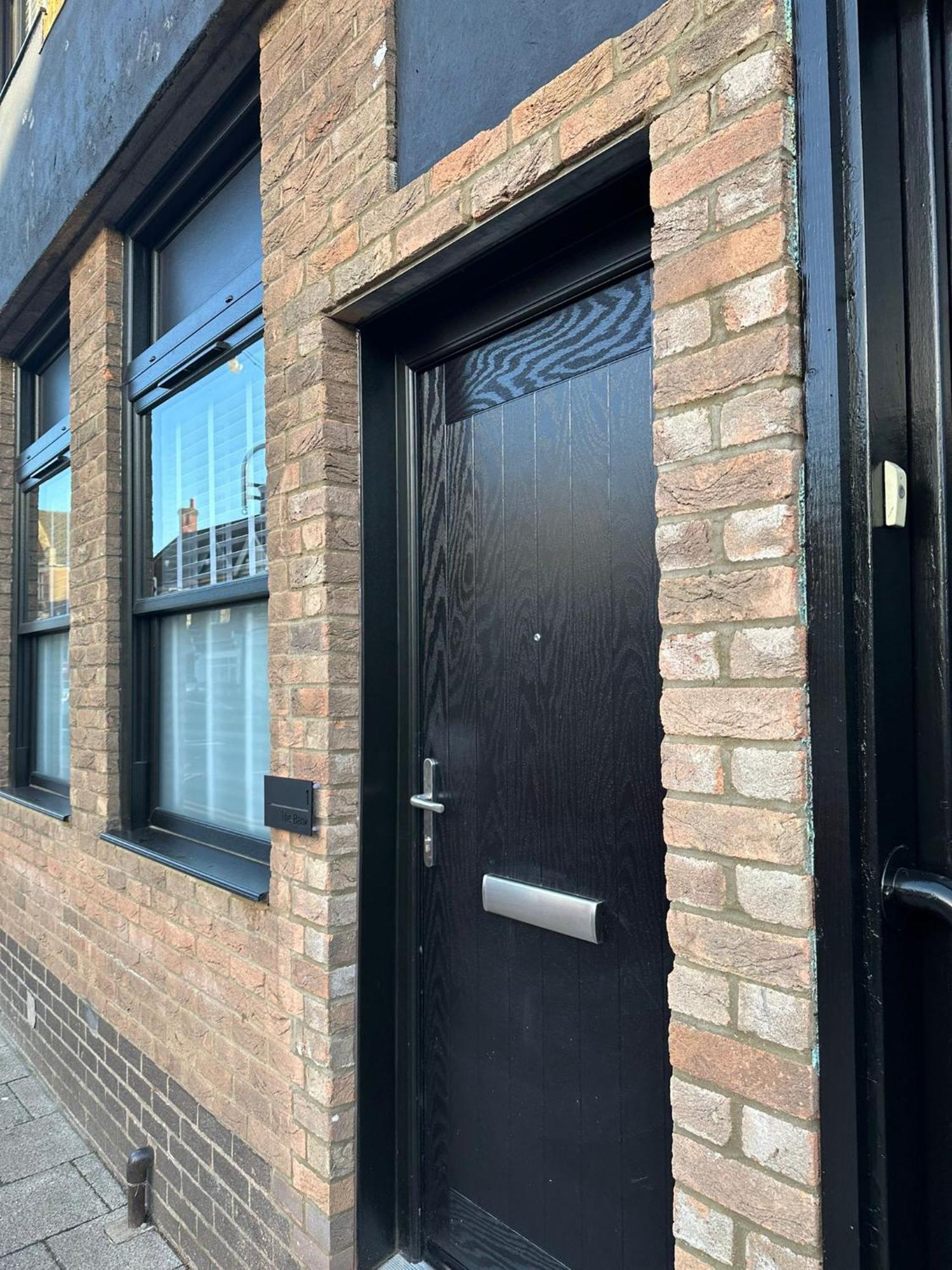 Spacious Modern 1 Bed Apartments In St Neots - Perfect For Contractors & Professionals - Free Parking - Wifi - Fully Equipped Kitchen - Smart Tv Ideal For Work Stays And Long Projects Saint Neots Exterior foto