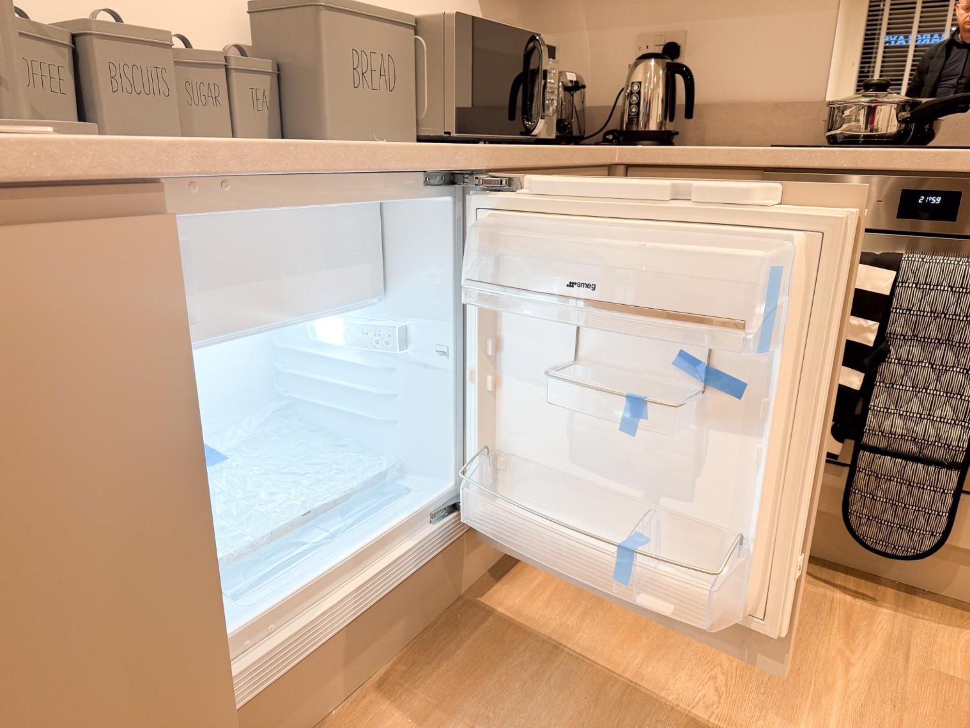 Spacious Modern 1 Bed Apartments In St Neots - Perfect For Contractors & Professionals - Free Parking - Wifi - Fully Equipped Kitchen - Smart Tv Ideal For Work Stays And Long Projects Saint Neots Exterior foto